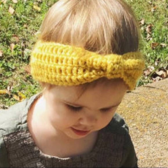 NEW Beautiful Crochet Baby Headband/ Various Color - Picture 6 of 6